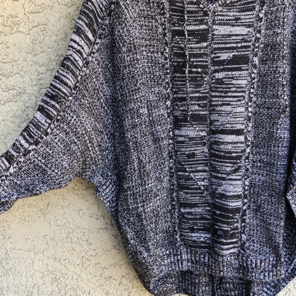 Athleta Sweater, L - Picture 4 of 12